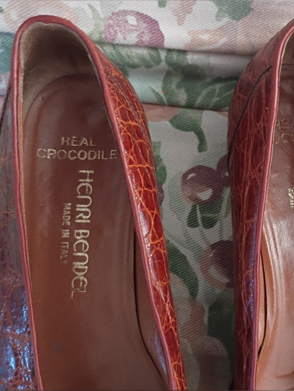 ❤️HENRI BENDEL ITALY REAL CROCODILE FLATS SHOES SZ 38 8 - Picture 4 of 6